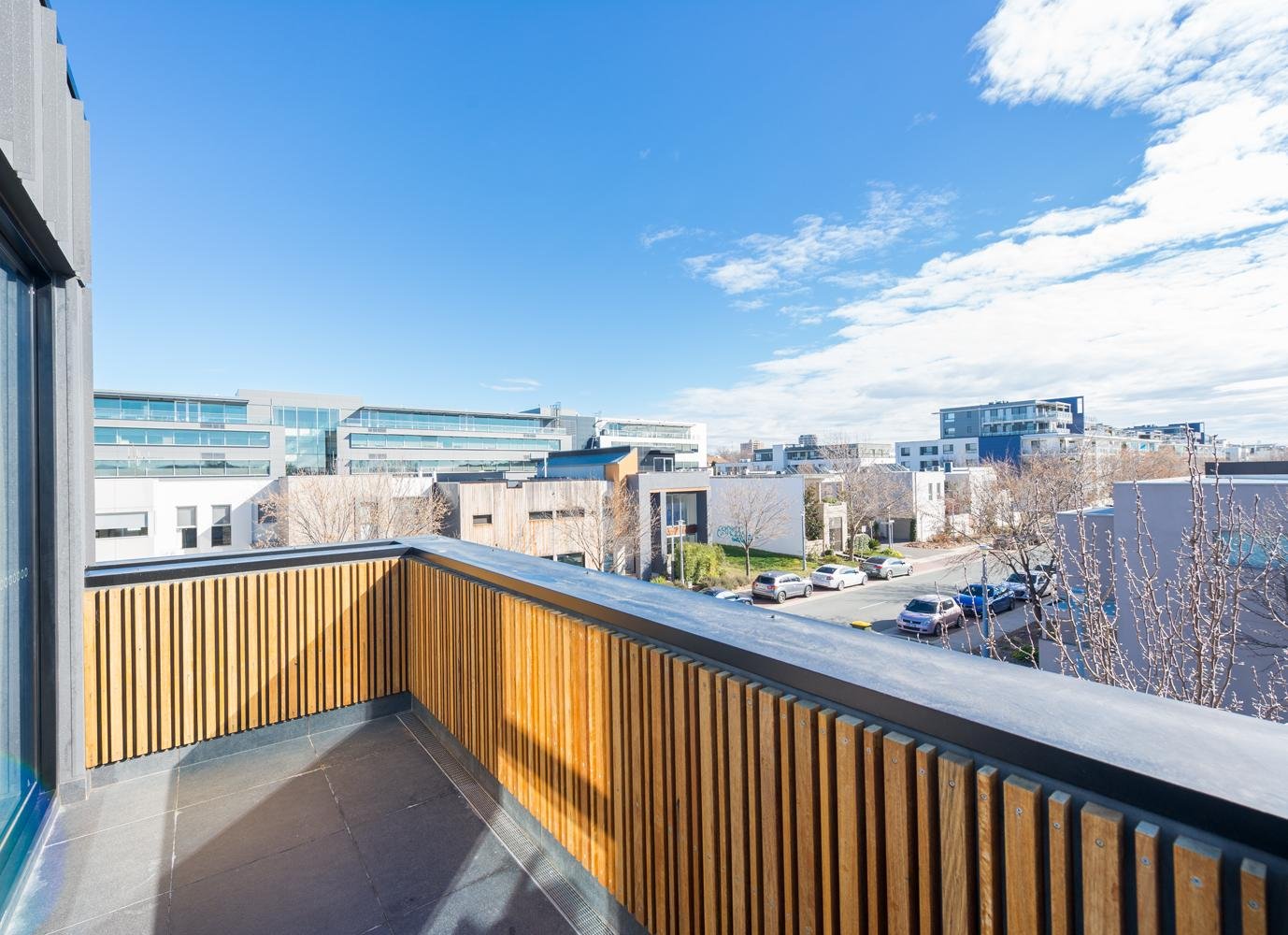 Short term in canberra, Kingston 165